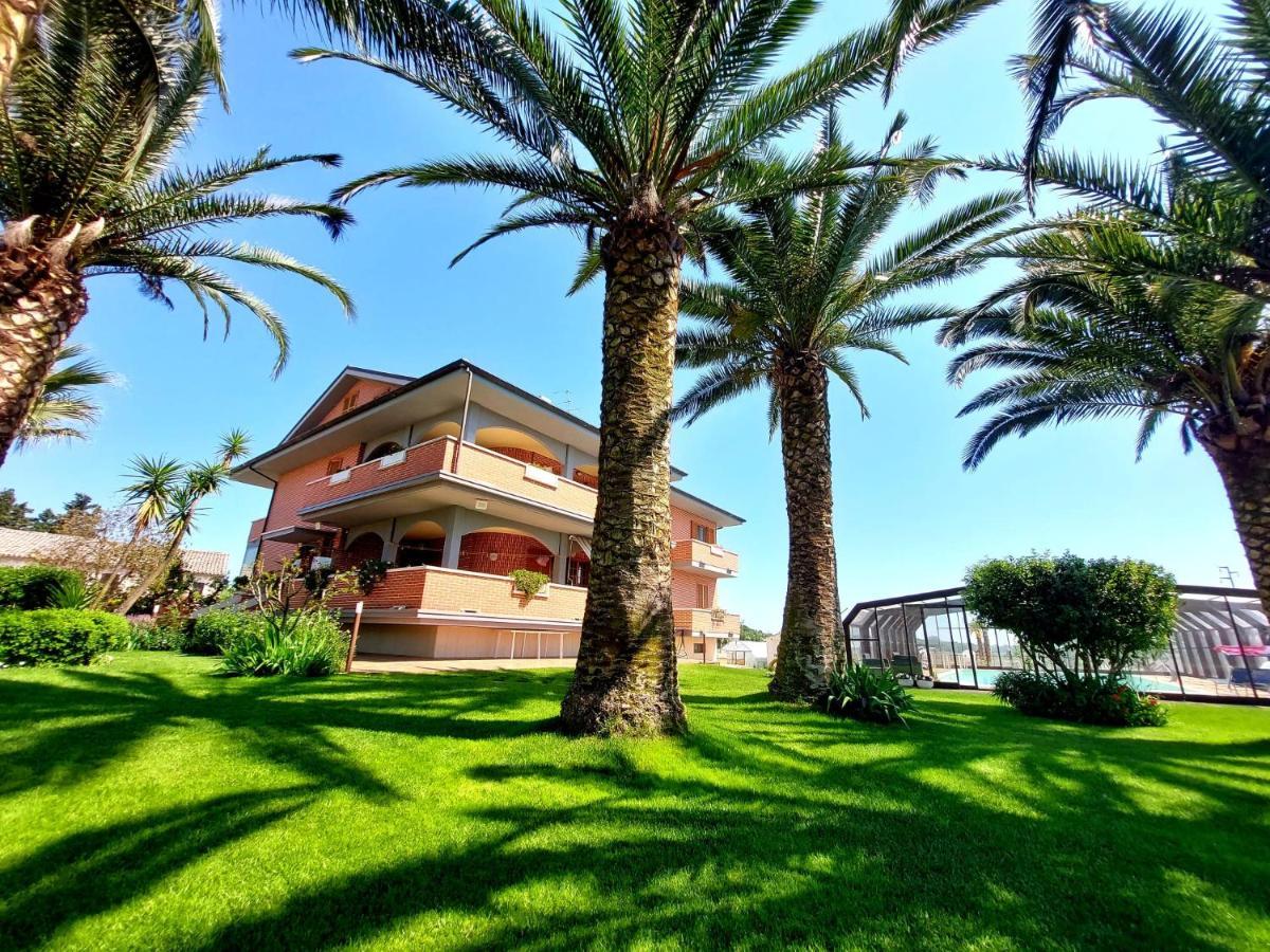 B&B Sotto Le Palme Molino Ciccolini Eksteriør bilde